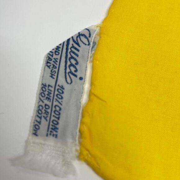 70s to 80s GUCCI Vintage Yellow White Cotton Floral Square Scarf - Picture 4 of 8